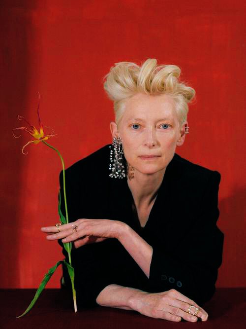  I don\t really look like people in films; I look like people in paintings. Happy birthday to Tilda Swinton 