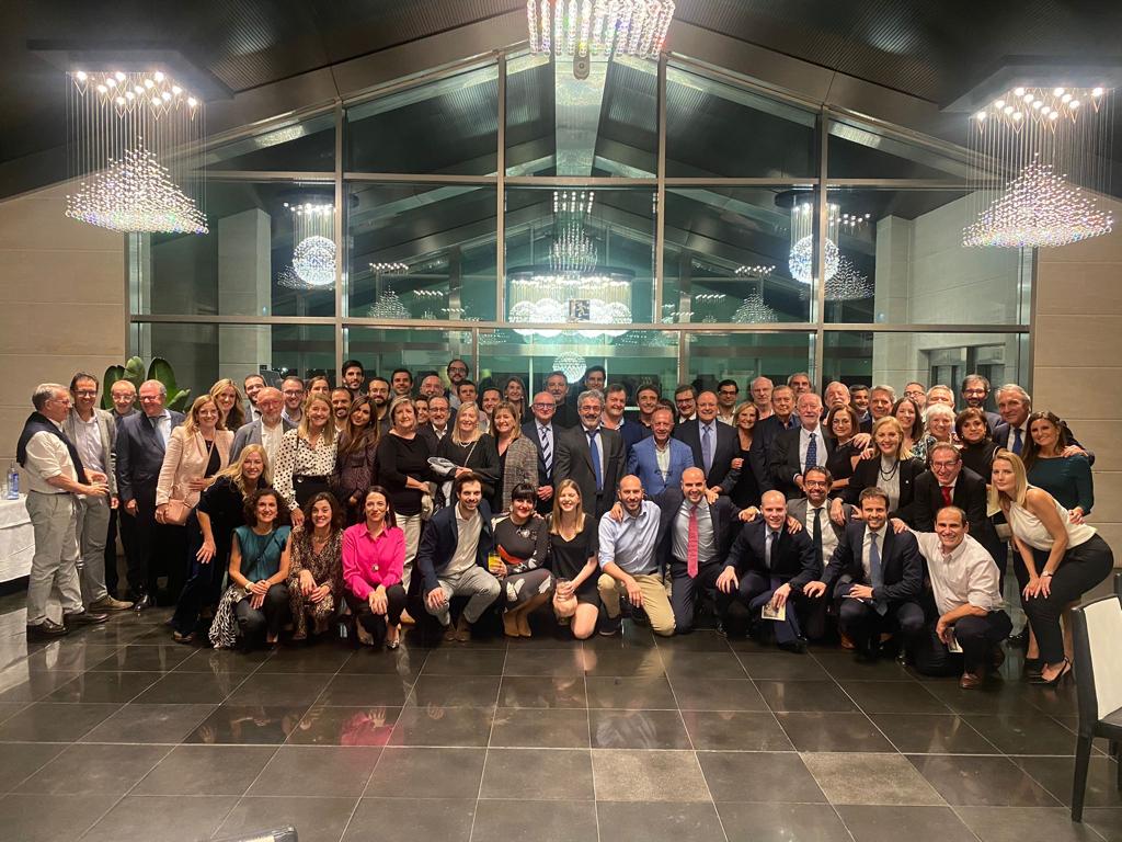 Blas Flor Lorente (@flor_lorente) on Twitter photo Gran despedida del "jefe"
¡Gracias por tanto Eduardo! 
<a href="/coloproctoaec/">Coloproctología-AEC</a> <a href="/AECP_FAECP/">AECP</a> Gran despedida del "jefe"
¡Gracias por tanto Eduardo! 
<a href="/coloproctoaec/">Coloproctología-AEC</a> <a href="/AECP_FAECP/">AECP</a>