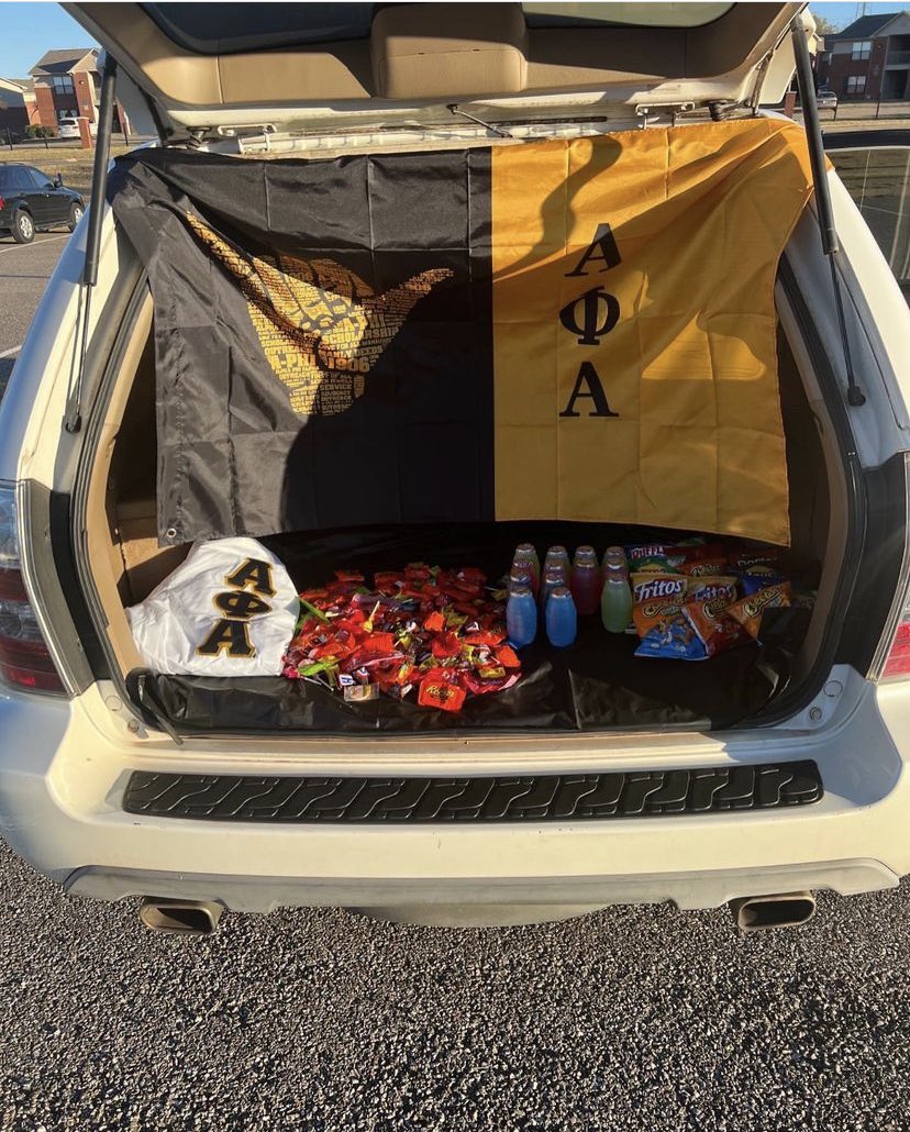 Check out how <a href="/lu_naacp/">NAACP</a> and our campus organizations brought Halloween spirits to life at our Trunk or Treat. #lunaacp6753b