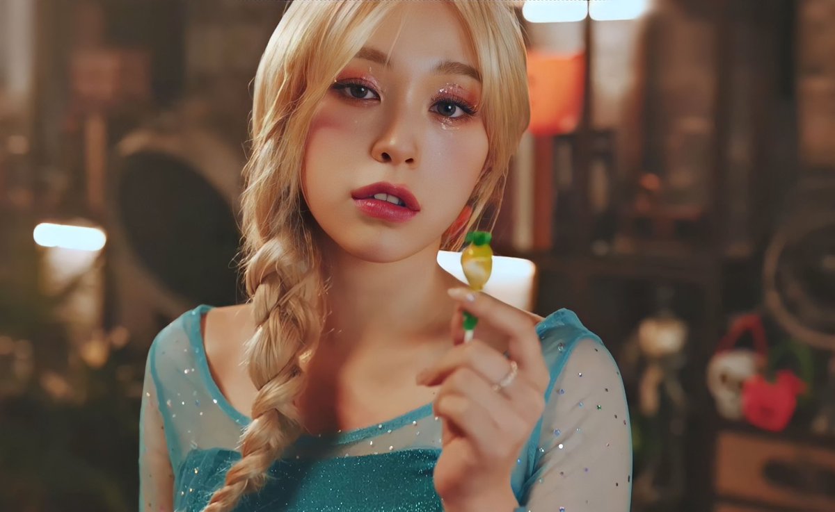 #dreamcatcherfilm #dreamcatcher #드림캐쳐 #gahyeon #가현 #이가현 <a href="/hf_dreamcatcher/">드림캐쳐 Dreamcatcher</a>