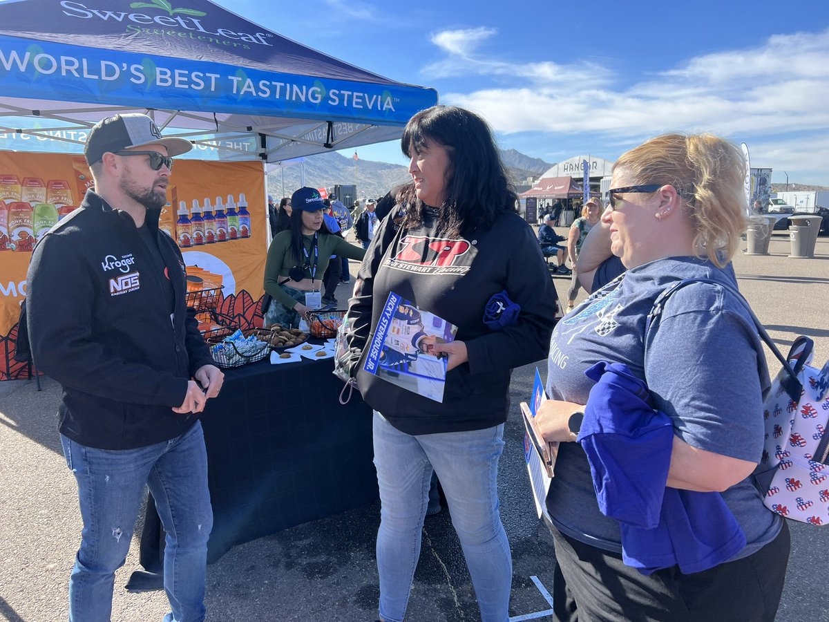 Thank you fans for coming out to the <a href="/SweetLeafStevia/">SweetLeaf®</a> appearance this morning <a href="/phoenixraceway/">Phoenix Raceway</a> to see <a href="/StenhouseJr/">Ricky Stenhouse Jr.</a>! 

Next on the schedule is qualifying, which begins at 3:30 PM ET. Tune in @USA_Network <a href="/MRNRadio/">Motor Racing Network</a> and streaming @nbcsports. 

#NASCAR