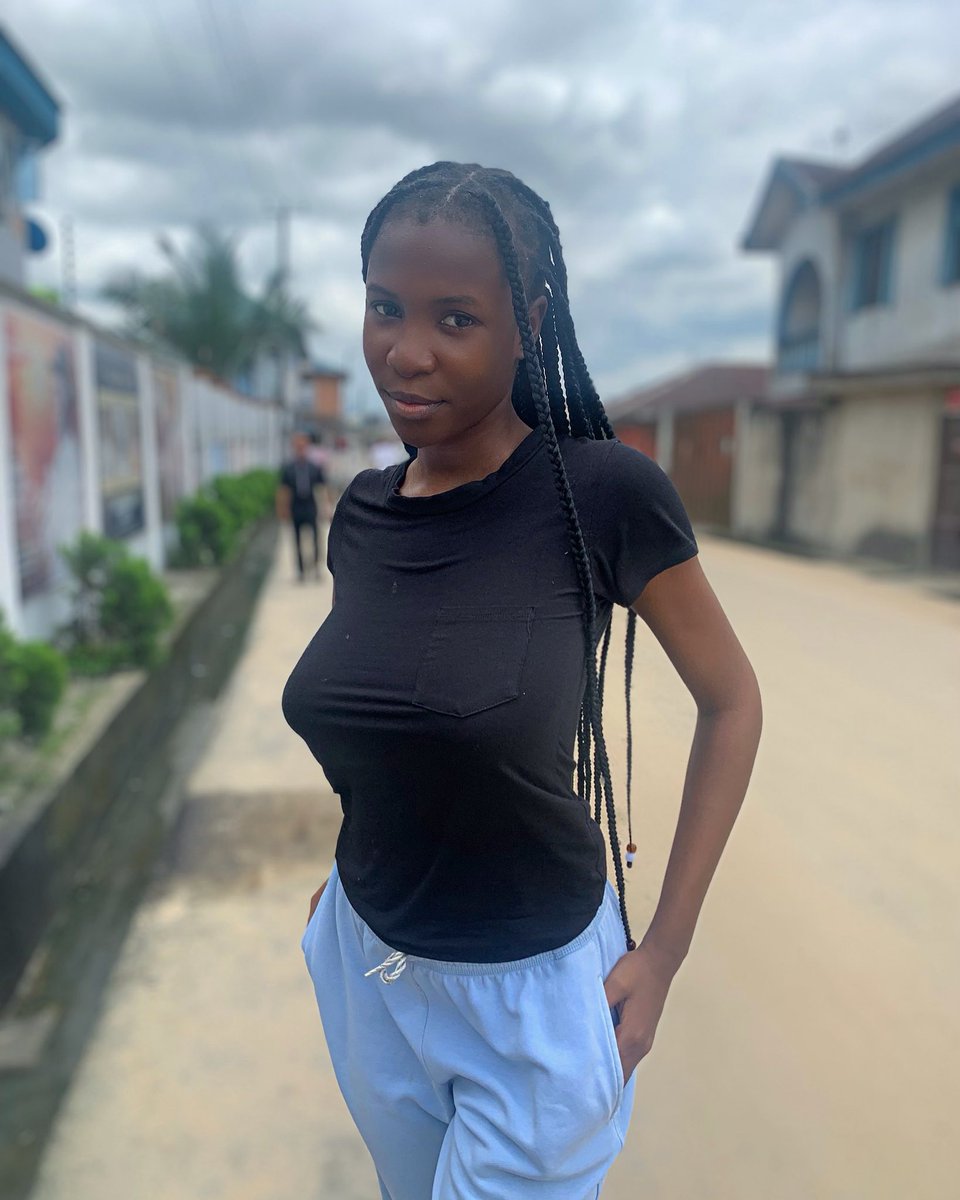 praisejohnn's tweet image. Not your regular slim girl 😉 ❤️