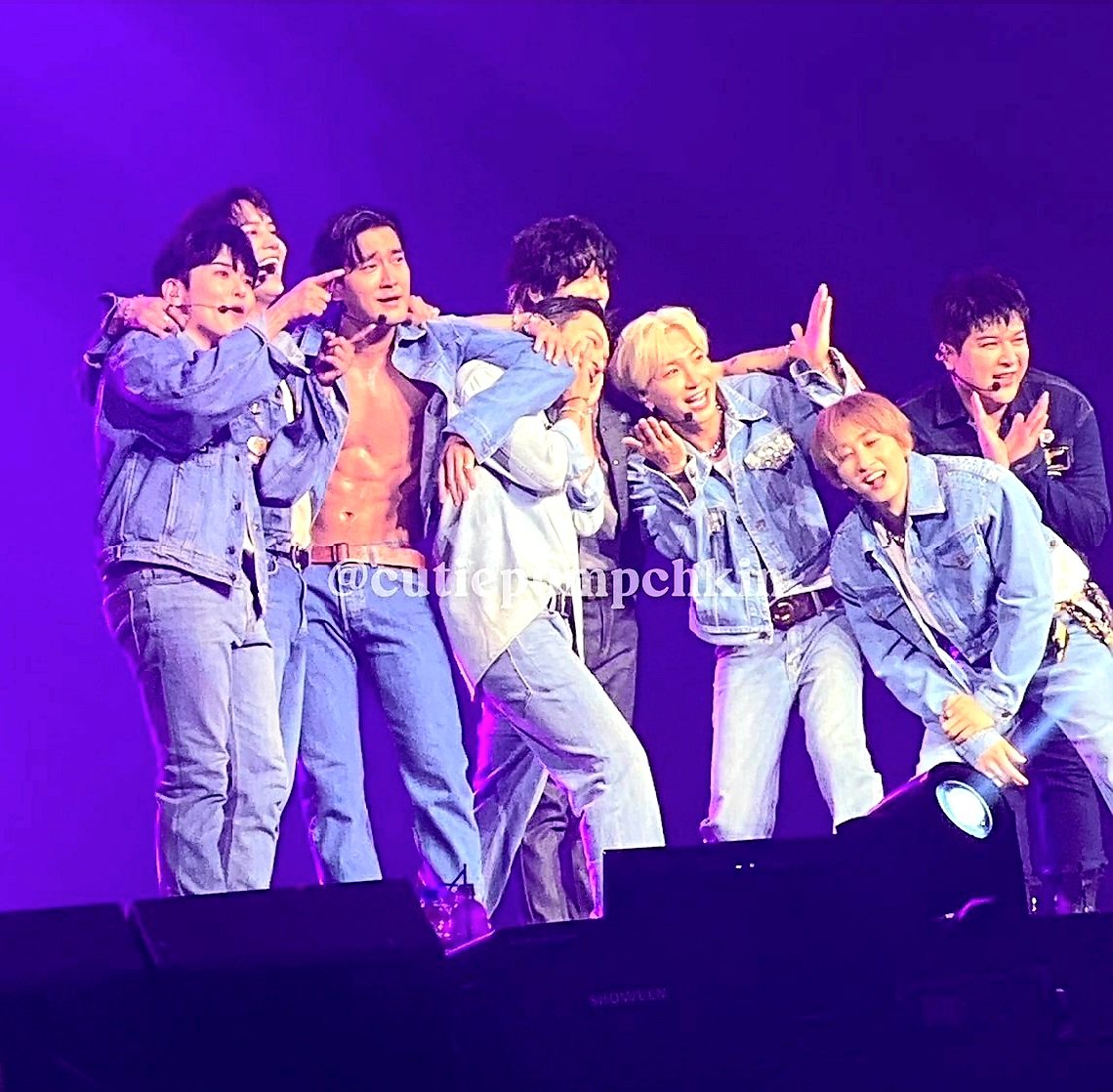 coramiheb1031's tweet photo. 17 TO INFINITY WITH SUJU

#슈주_17주년_순간이_아닌_영원
#17Years_With_SUPERJUNIOR
#SUPERJUNIOR #슈퍼주니어 
@SJofficial https://t.co/9Px0V5Rrdn