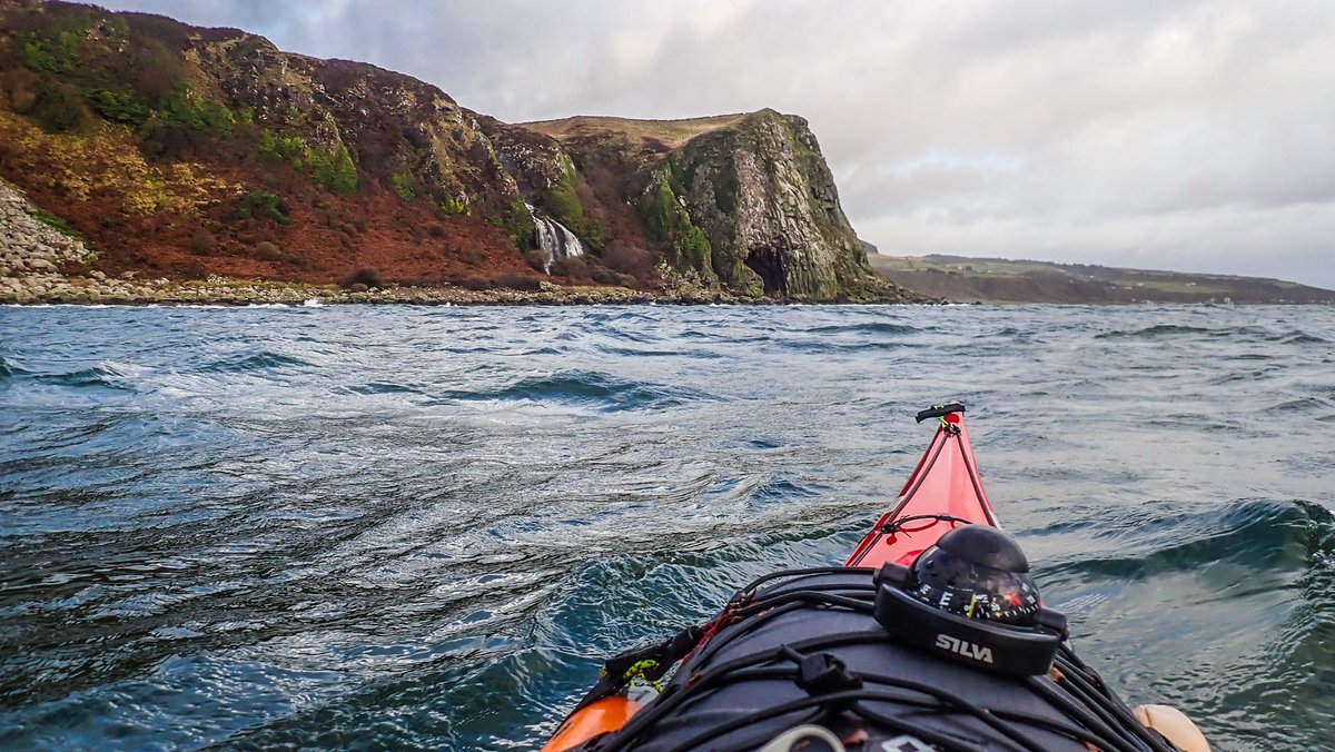 LifeAfloat's tweet photo. I loved paddling around the southern end of Arran today. I kept well offshore because of the heavy sea &amp; submerged reefs. A wonderful day. 😊 https://t.co/cAqBAmRCir