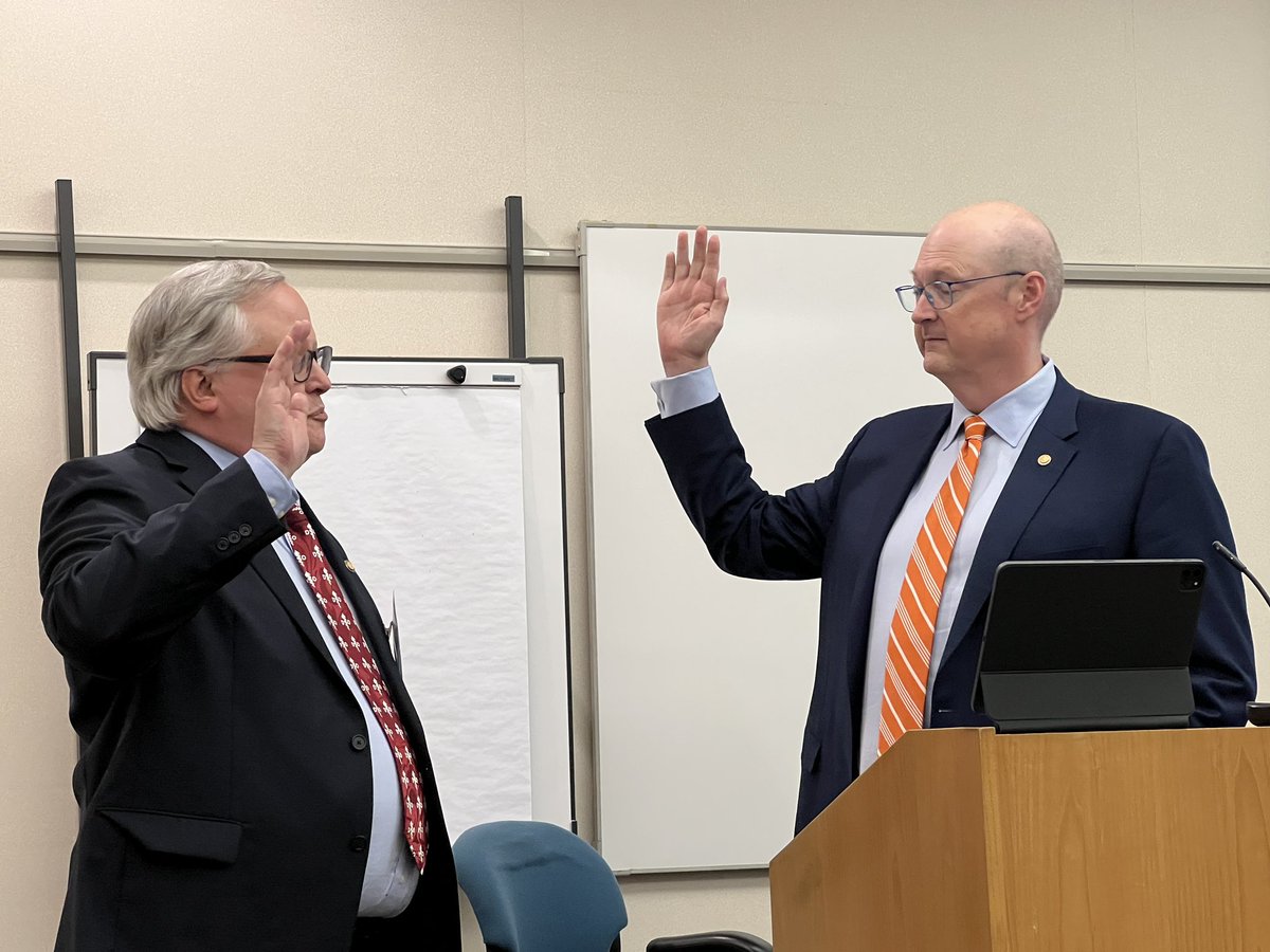 TabMD (@tabmd09) on Twitter photo Timothy Ott, DO is installed by <a href="/SterlingRansone/">Sterling Ransone</a> as the newest <a href="/IllinoisAFP/">IL Family Physicians</a> President. Congrats Dr. Ott! <a href="/siusom/">SIU Medicine</a> Timothy Ott, DO is installed by <a href="/SterlingRansone/">Sterling Ransone</a> as the newest <a href="/IllinoisAFP/">IL Family Physicians</a> President. Congrats Dr. Ott! <a href="/siusom/">SIU Medicine</a>