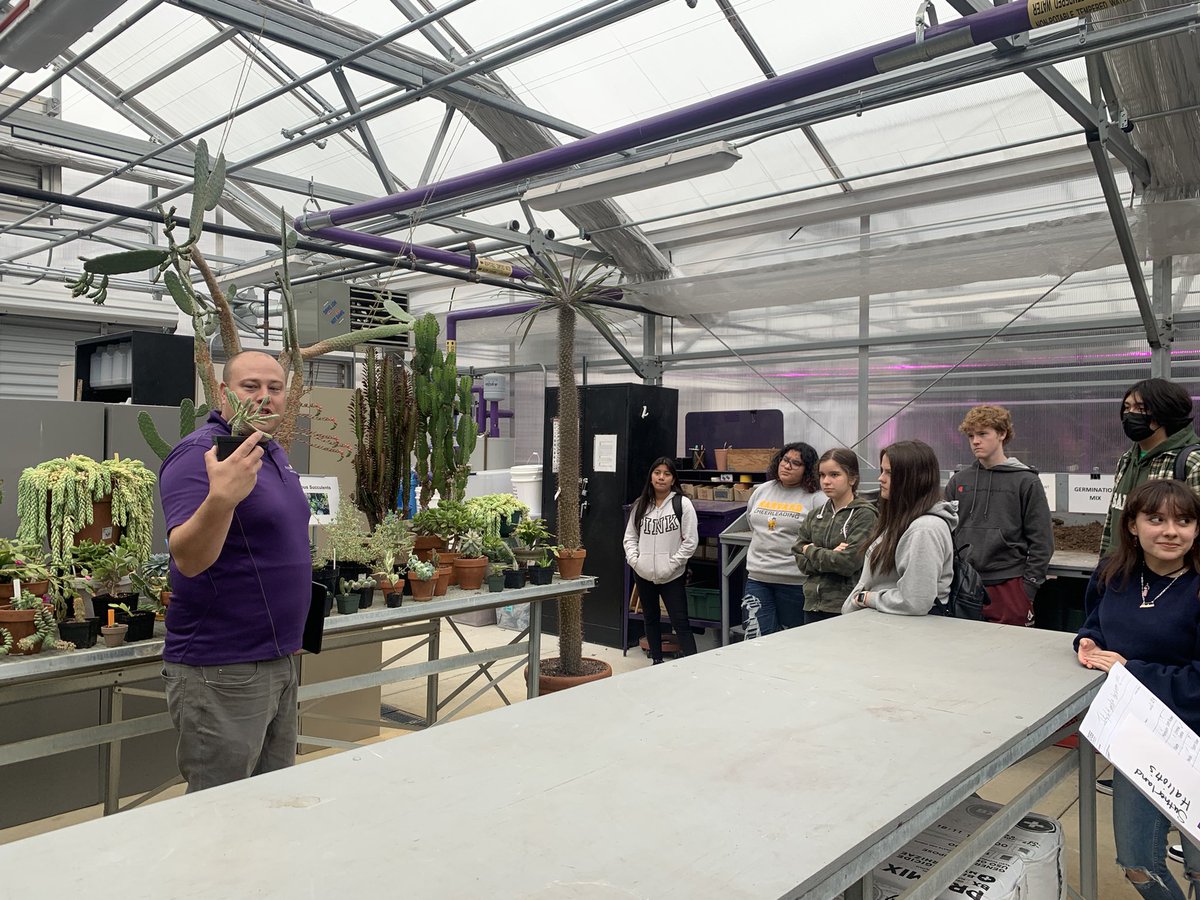 CLS_SS's tweet image. MCC career day was a hit! #clsengaged