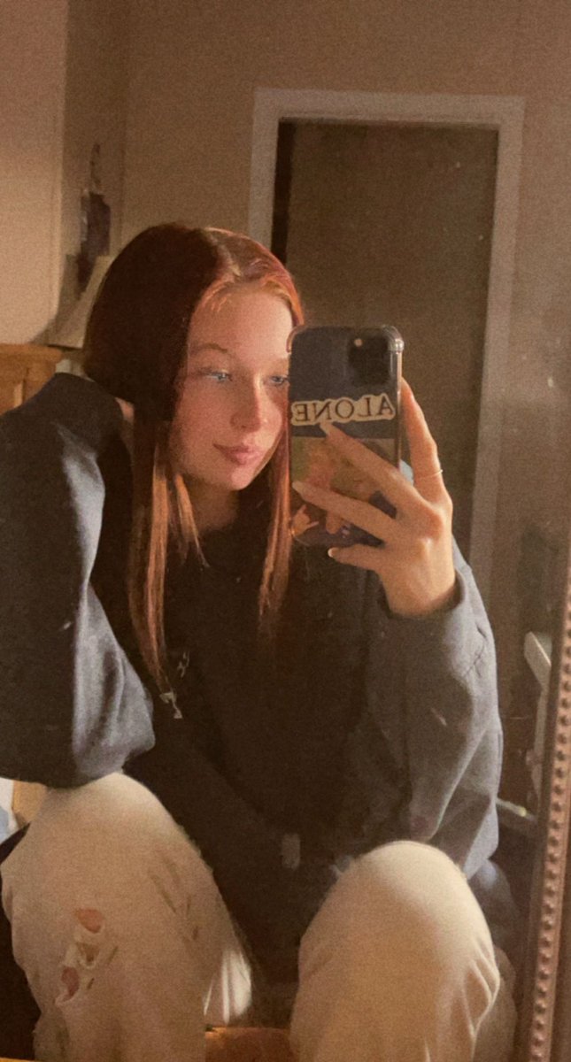 KaitlynRankin2's tweet image. #katssaturdays @KatStuartMusic #streamhonestly 🖤🖤🎶 #youproblem