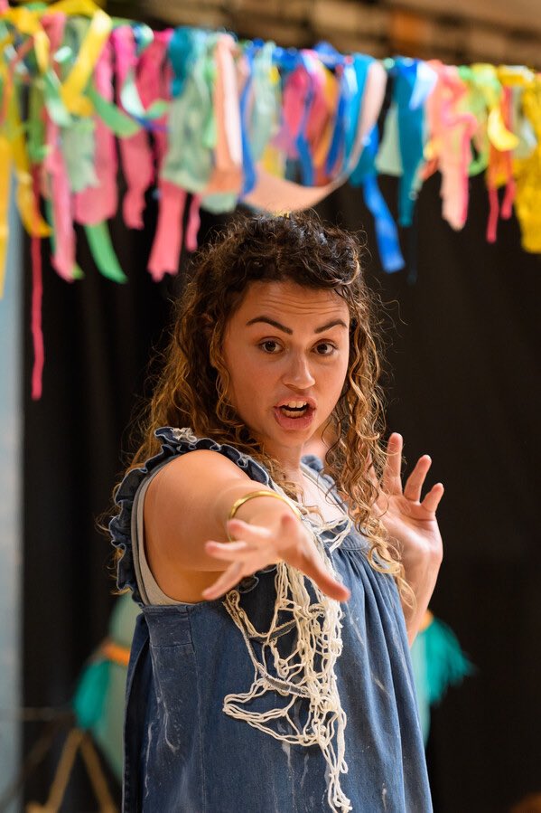 Fantastic promo shots of the touring production of Twelfth Night, from the Royal Shakespeare Company - coming to Ormiston Sudbury Academy! Curtain up in 48 hours exactly! Get your tickets for Monday from Eventbrite. 😀🎭 #Shakespeare <a href="/OrmistonAcads/">OrmistonAcads</a> <a href="/TheRSC/">The RSC</a>