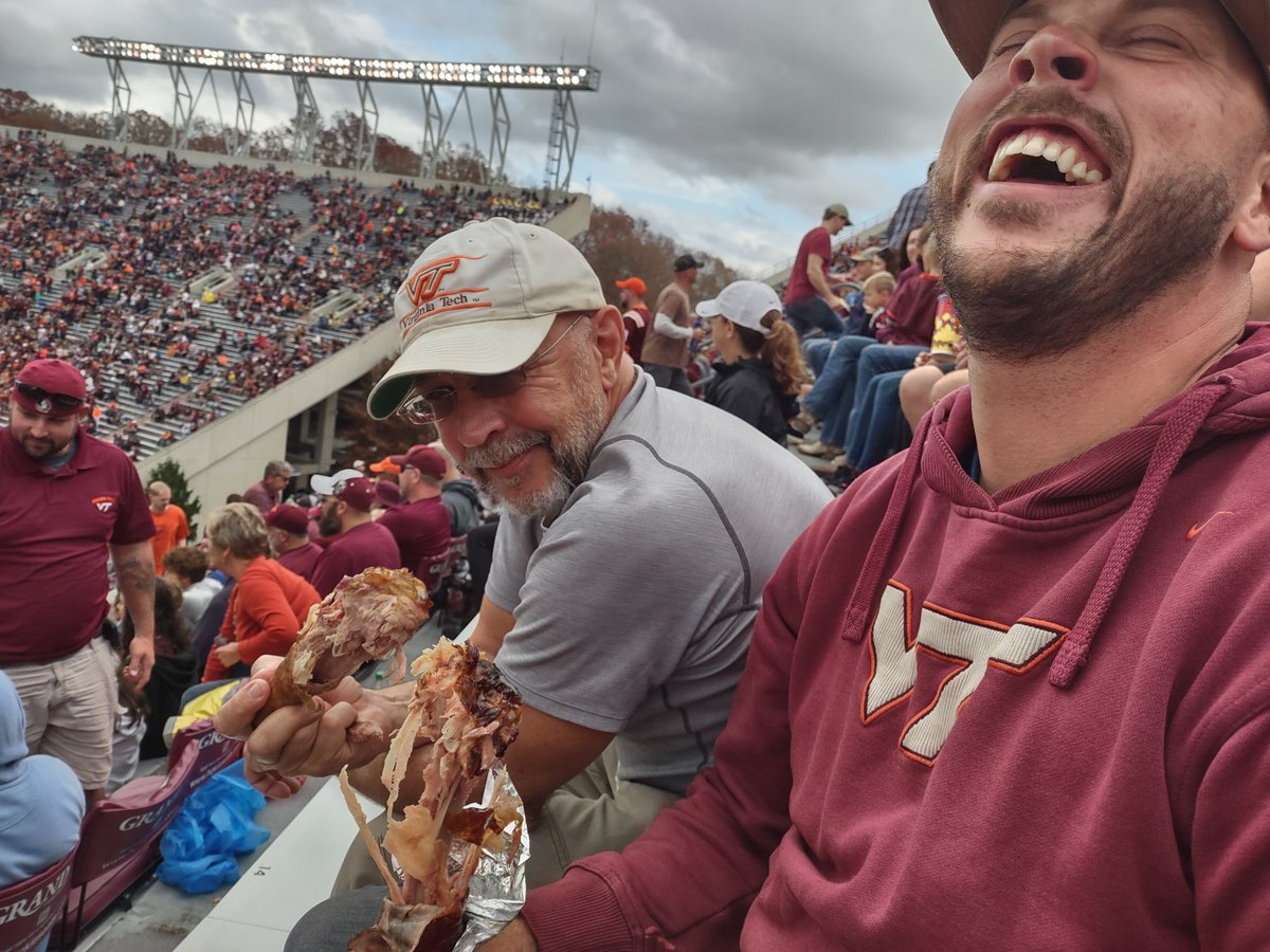 dabdabvt's tweet photo. @HokiesFB father son alumni #gohokies green street hooligans https://t.co/wy1vZGcugb
