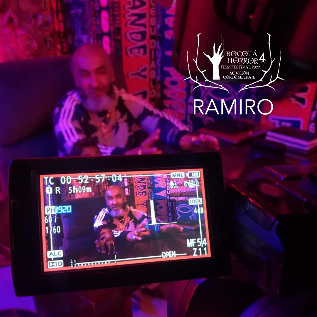 ¡Felicitamos al equipo de 𝗥𝗮𝗺𝗶𝗿𝗼, dirigido por Laura Bibiana de la Hoz de la <a href="/UniagustOficial/">Uniagustiniana</a> que recientemente recibió Mención Especial en el Bogotá Horror Film Festival - <a href="/BogotaHorror/">BogotáHorrorFestival</a>! 👹🇨🇴