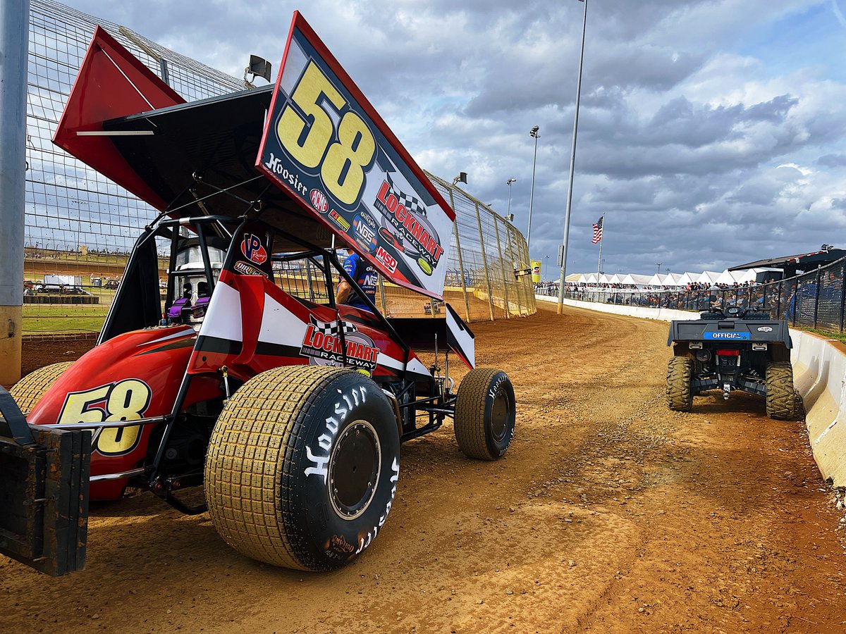 The Non-Qualifier is up first at @World_Finals!

8 laps. Top 4 to Heats, rest to C-Main.

33 Hauck — 11B Bowser
5D Dykstra — 5A Allman
40 Hobaugh — 6 Rose
29 McCandless — 28MD Morrell
17S McCarl — 58 Myers
2MD Leadbetter — 13S Stewart