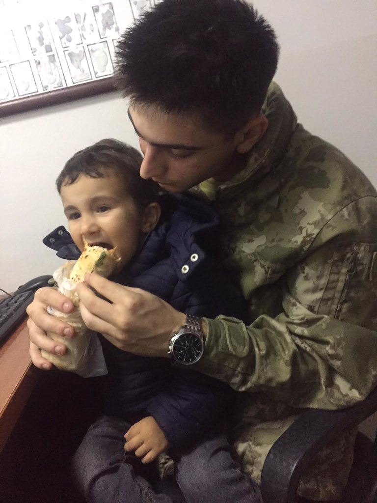 karaliimelih's tweet photo. 🧿 canım alex https://t.co/7oAo7LpELI