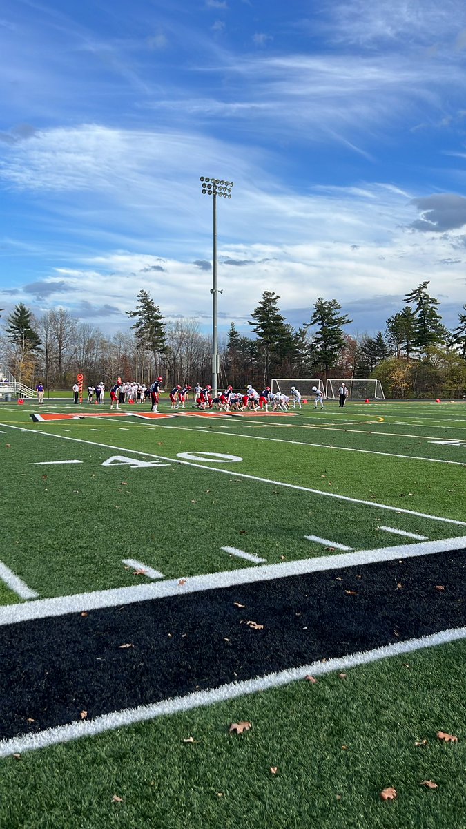 SabrinaBrunoPR's tweet photo. Some great weather today for a football game! https://t.co/B0lQx87uJw