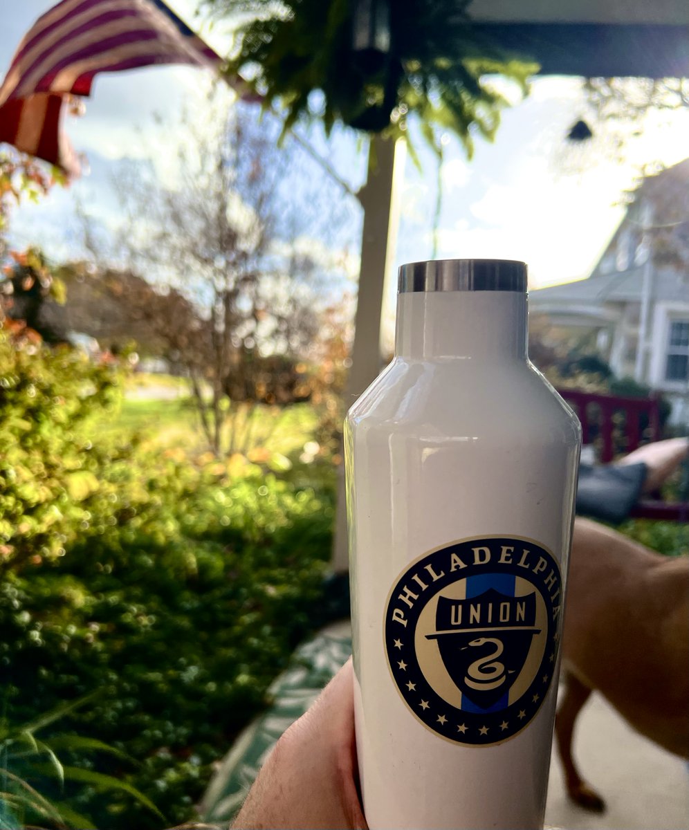 CleanSheetCo's tweet image. Officially? Impartial. 

But we are a Philly company. 

#DOOP #MLSCUP #SnakesOnChampagne