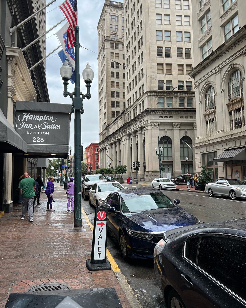 PatrickTestoni's tweet image. Vegan options in the Big Easy #surprisednotsurprised