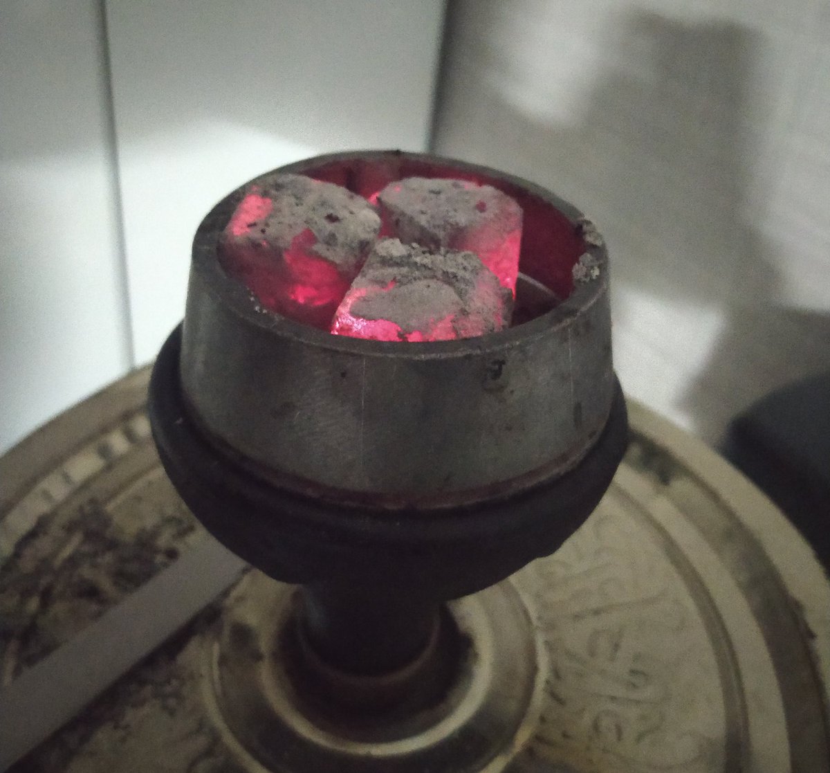 İçimizi yanan közlerle söndürelim istedik.🔥
<a href="/gozdeiyitartar/">🍀</a> ☘️