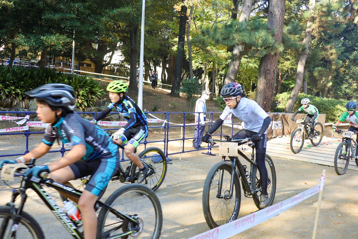 mtb_chiba's tweet photo. 小学5-6年生、U14の予選がスタートいたしました！
この後は10時から表彰式の予定となっております

#UMFes https://t.co/VkeAR8DFKP
