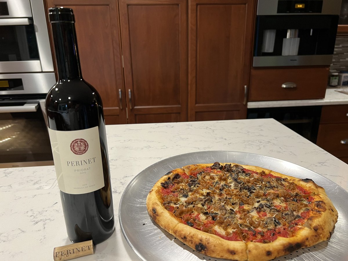 Pizza and wine and baseball ⚾️