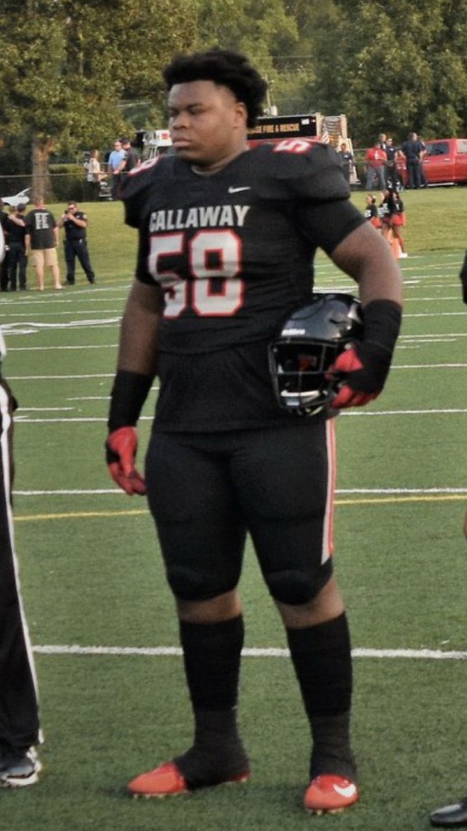 ravensmitty3349's tweet photo. Big Red @ Callaway High. Man is this guy a problem. Big Red is getting looked at by Oakton(my alma mater). Also getting looked at by Englewood Community College. Great options. Playoffs loading… #ravenout https://t.co/jjofHGwYt1