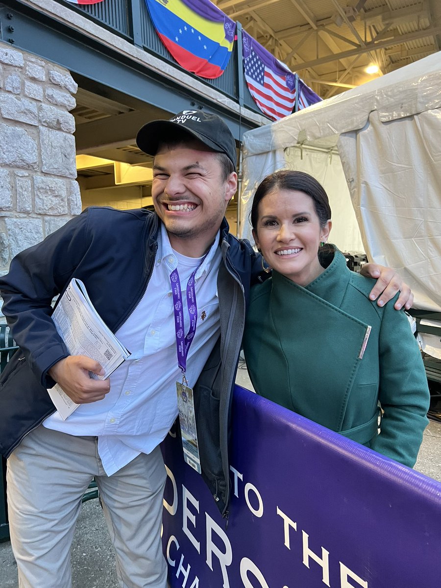 Megan Dero Halter tweet media