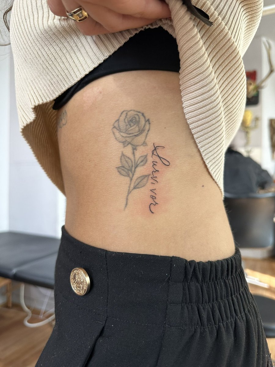EleonoreMoussai's tweet photo. this tattoo is one of the most important for me and i finally got it. SVU and Mariska Hargitay are the reasons why i figured out what happened and accepted my story. @Mariska , thank you. i am so grateful. i might have another mission for you if i get to heal&amp;if we meet again. 😊 https://t.co/l6LhCJsJWN