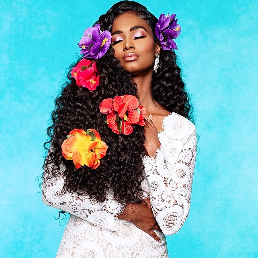 Idolihair's tweet photo. Which pic do you like the best?😍

DM OR CHECK BIO LINK TO SHOP ❤️‍🔥DIRECTLY （Wholesale + retail）✨
🛫Free Worldwide Shipping

#idolihair #curlywig #humanhairwig #lacefrontwig #longhairstyle #idolilacewig #wigforsale https://t.co/ZiJs1X6ZKr