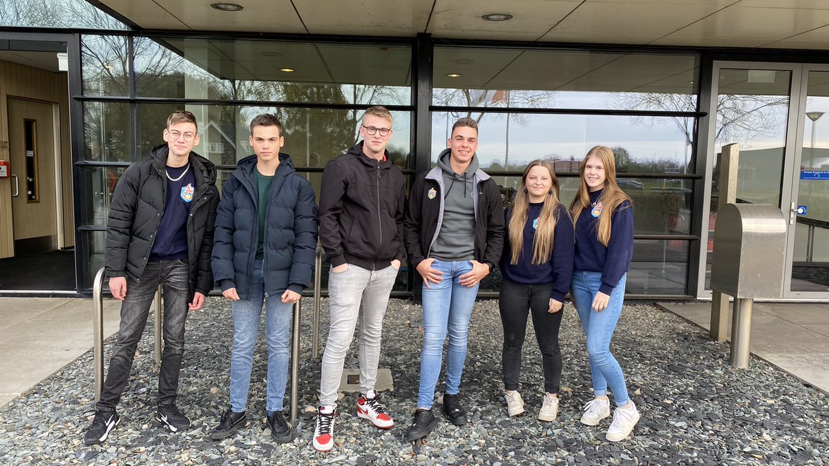 Zes van onze jeugdleden hebben vandaag deelgenomen aan de toetsdag van <a href="/JeugdbrwNL/">JeugdBrandweer NL</a> in Geldermalsen. En natuurlijk zijn alle zes deze toppers geslaagd en zijn we zodoende drie junioren en drie aspiranten met een diploma rijker!