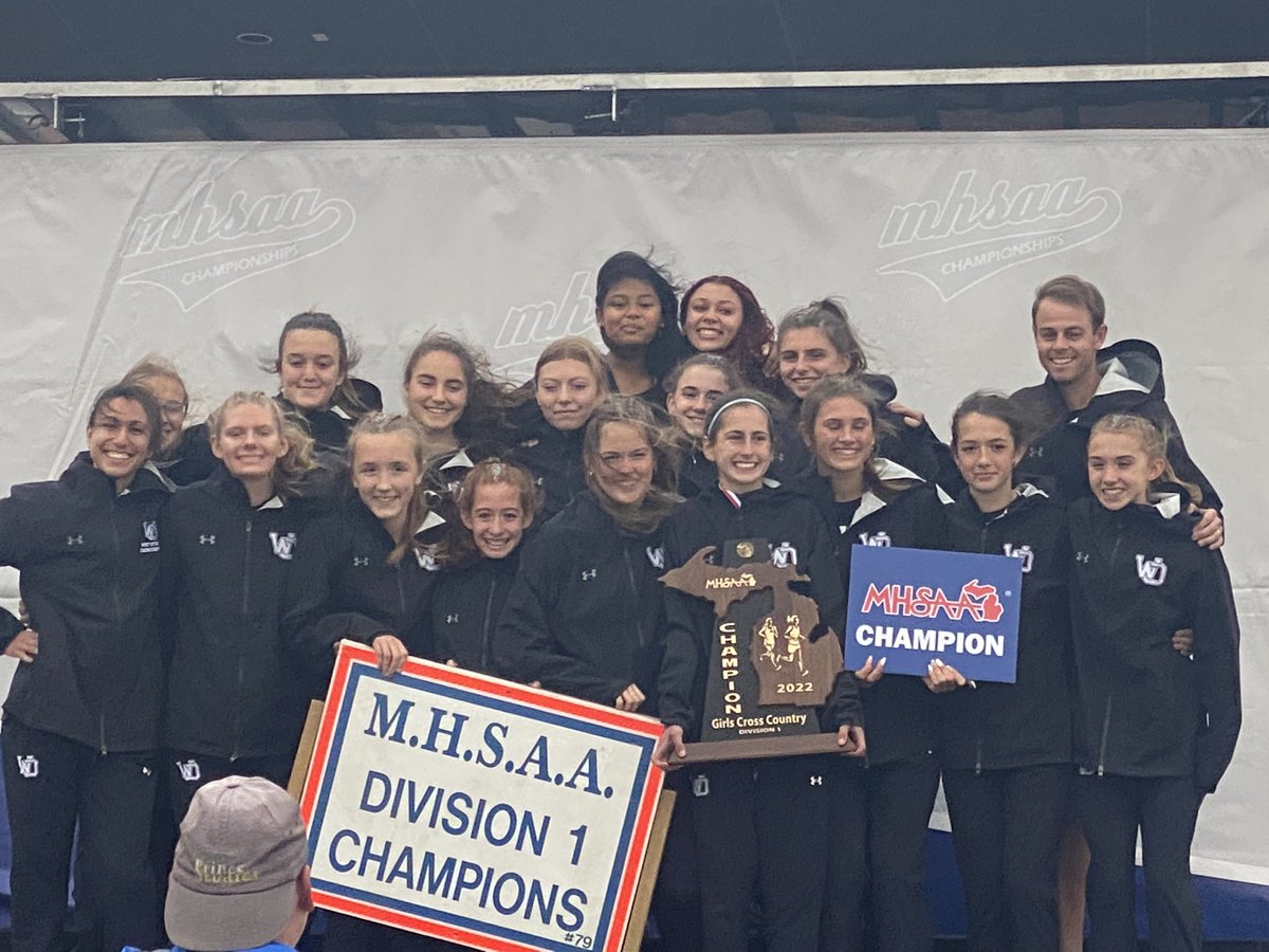 wopanthers's tweet photo. State Champs! #GoWO https://t.co/6XGGrUvVS2