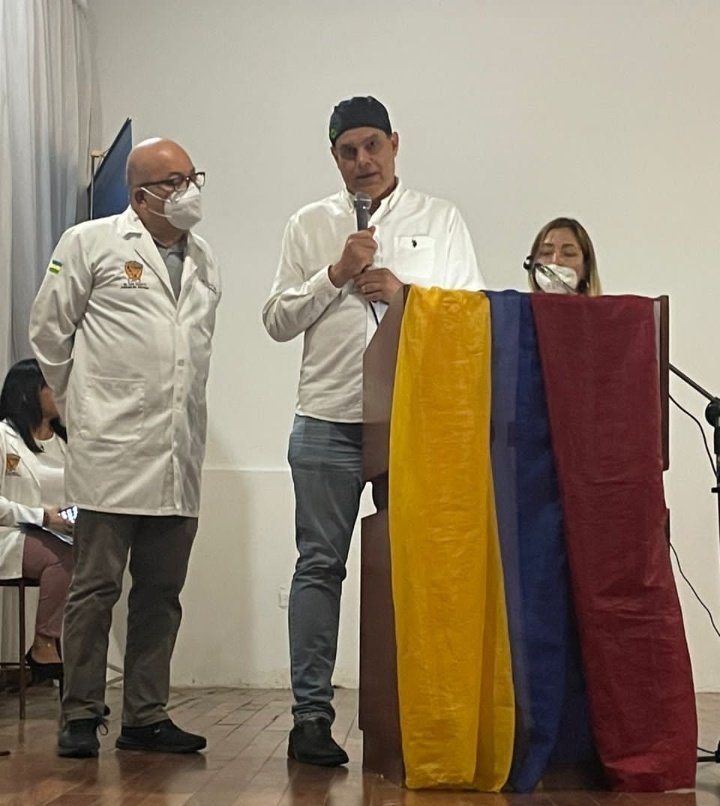 HospiRazettiBna's tweet photo. #Jornadas en el marco de 120 días sin Muerte Materna siguiendo lineamientos del Presidente @NicolasMaduro se realizó conferencias a Medicos de los centros de salud de Anzoategui con 180 asistentes #HULRBna  @delcyrodriguezv @luismarcanos #JuntosPorCadaLatido @MagaGutierrezV https://t.co/QpCliyrSS8