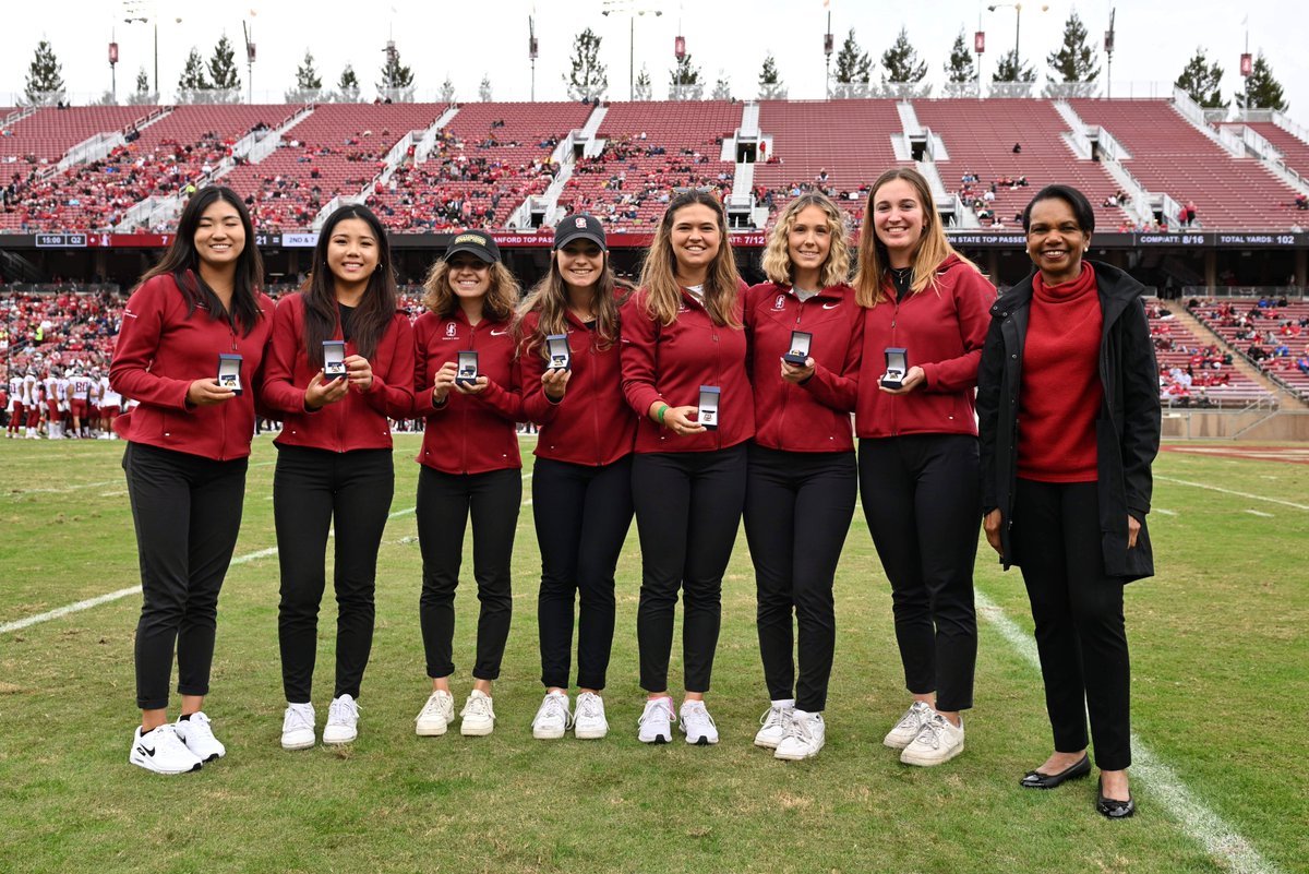 StanfordWGolf's tweet photo. We need some really big rings 🎶

Thank you to Dr. @CondoleezzaRice for presenting us with our national championship rings at today's @StanfordFball game! 

#GoStanford https://t.co/JR7SViNlAs