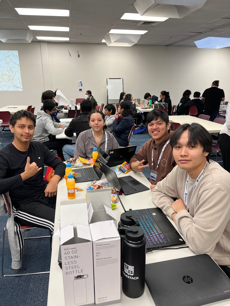 TheSJCOE's tweet photo. "I like multimedia in general, and I thought this would be a good opportunity to see other people's work," said Kyle, a Cesar Chavez High senior taking part in the multimedia competition at #h2ohackathon. The school brought 2 coding teams and 1 multimedia team to #hackthedrought. https://t.co/YmJBYcJC1K