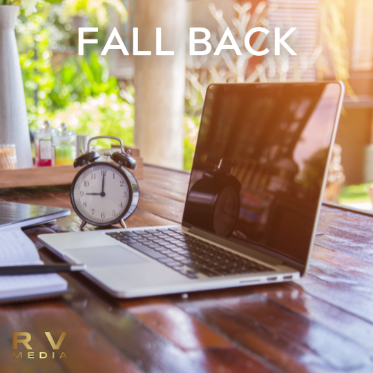 RVMedia2's tweet photo. Enjoy an extra hour this weekend when the clocks turn back tonight!

https://t.co/pQD6kn7UuY
#FallBack #StandardTime
#WinterCamping #Camping #Travel #RVLiving #RVMedia #TravelBusiness #Google #Campground #Travel #SEO #SocialMediaMarketing #Campfire https://t.co/hh7OeFmCIe