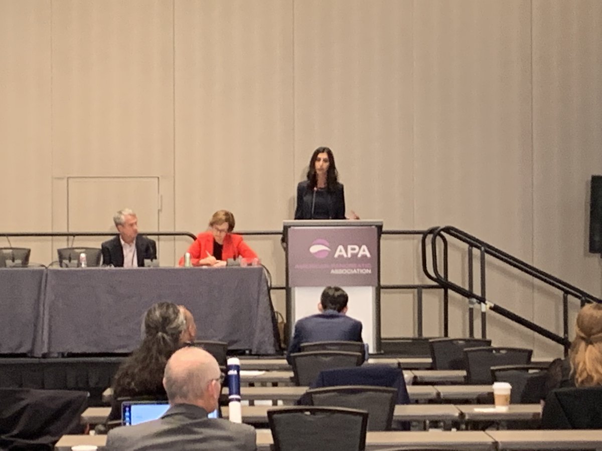 Cincinnati Children's Division of Gastroenterology (@cincykidsgastro) on Twitter photo ➡️ More <a href="/CincyChildrens/">Cincinnati Children's</a> representation @ #APA2022
✅Dr. <a href="/MaisamHaijaMD/">Maisam Haija-PANCREAS, MD, MS</a> giving a talk on #AcutePancreatitis in #Pediatrics
⭐️ Who better to give a talk than the expert herself ⭐️
#ERCP #pancreas #MedTwitter #PedsGI #APA #GI ➡️ More <a href="/CincyChildrens/">Cincinnati Children's</a> representation @ #APA2022
✅Dr. <a href="/MaisamHaijaMD/">Maisam Haija-PANCREAS, MD, MS</a> giving a talk on #AcutePancreatitis in #Pediatrics
⭐️ Who better to give a talk than the expert herself ⭐️
#ERCP #pancreas #MedTwitter #PedsGI #APA #GI