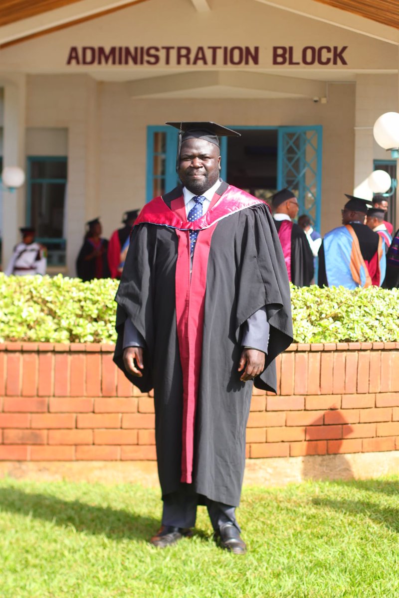 When your near-twin does his thing. Congratulations, my brother 🎓.
Itiyo matek, Jakodidi.
<a href="/Okekorayo/">Millan Ochieng</a>