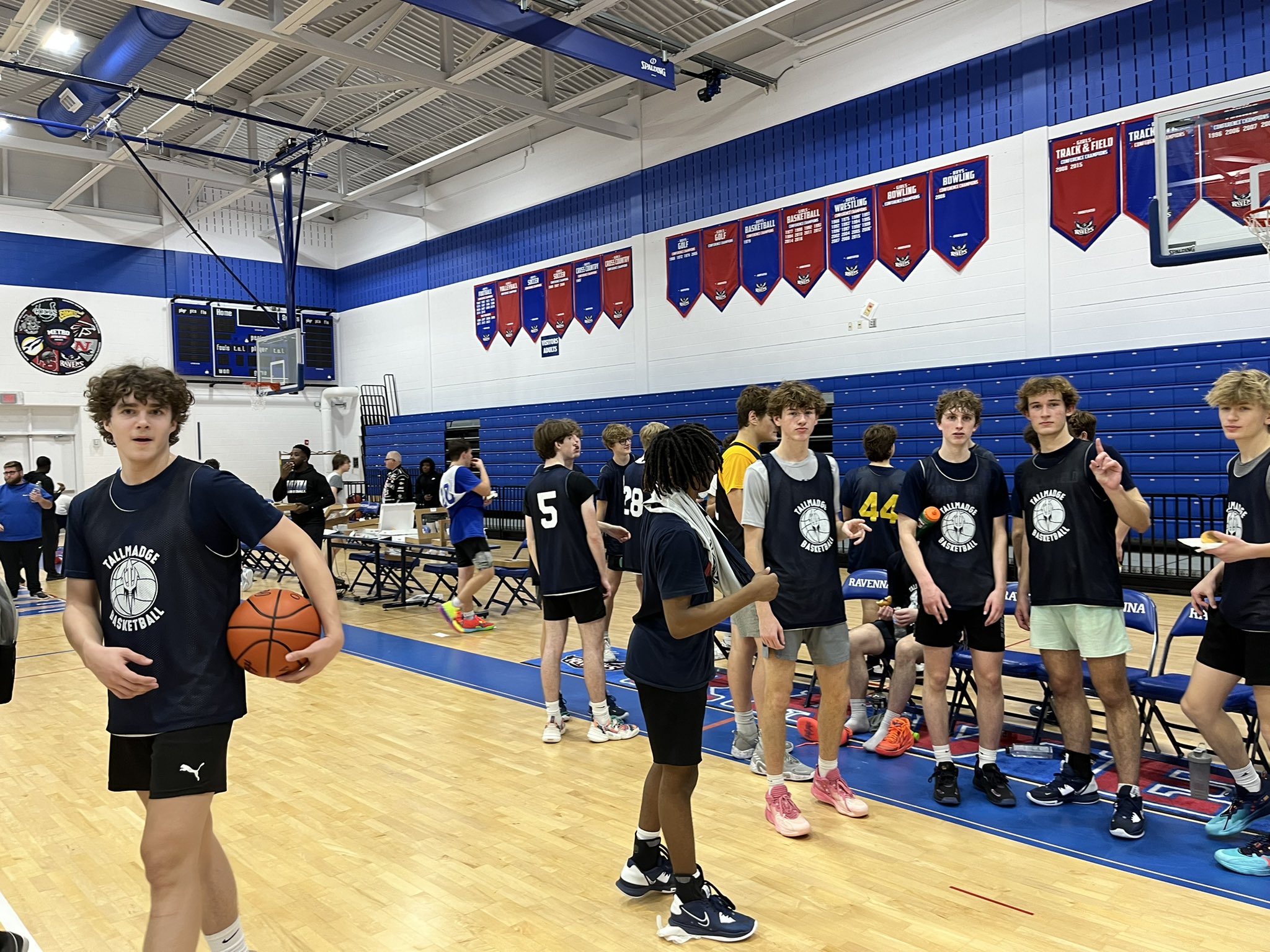 Ravenna Ravens Basketball (RavennaHoops) / Twitter