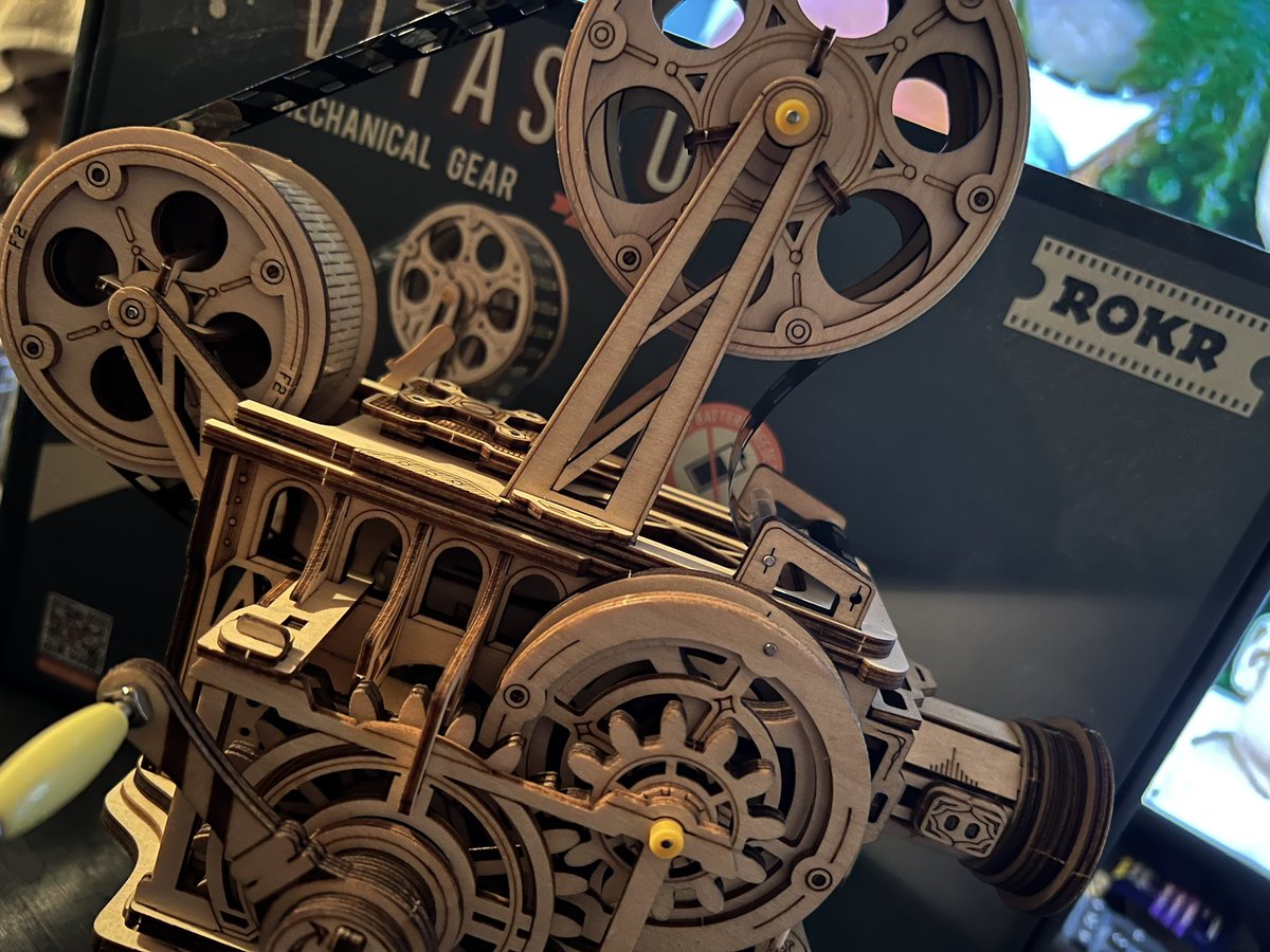 I’ve had this thing for a while and never put it together. I’m so happy I finally did. I think it might have been even more fun than Lego’s. And this thing is functional. It came with a reel from a Chaplin movie. So cool!