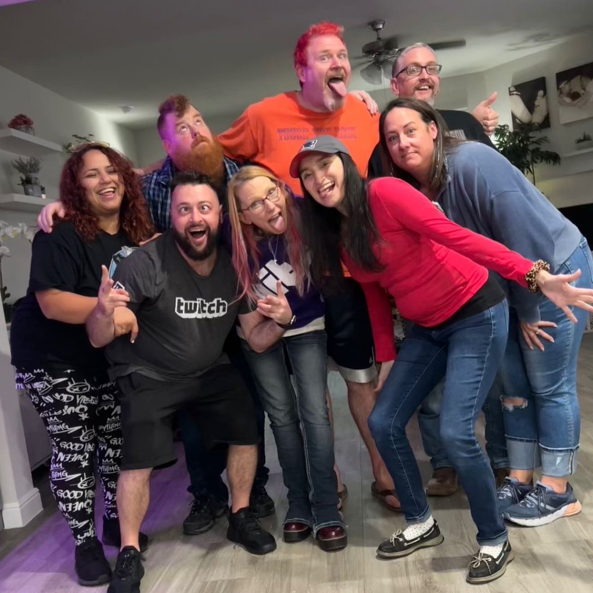 Such an honor having them over! So many pictures this week! More to come of more amazing people of the <a href="/twitch/">Twitch</a> community!
<a href="/ZEROCOOLIV/">ZeroBrew</a>  <a href="/RustyRhymez/">Rusty Rusty</a>  <a href="/chefnegin/">Chef Negin 👩‍🍳 California ☀️</a> <a href="/icecreamposse/">IceCreamPosse</a> <a href="/TexasHula/">TexasHula</a> <a href="/whiskeymonstah/">whiskeymonstah</a>