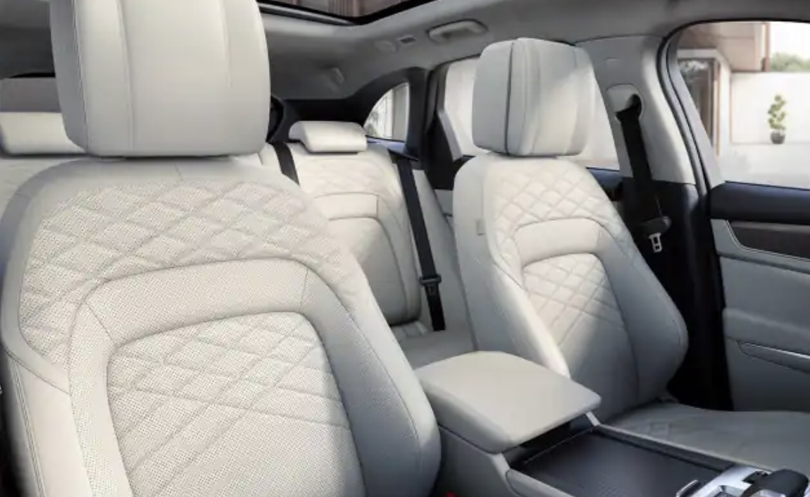 The cabin is tactile and luxurious. #FPACE