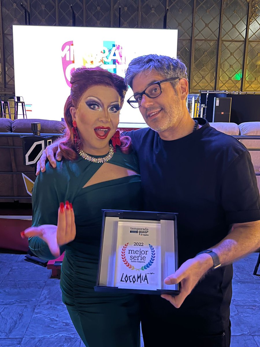 Felices y contentos ♥️ porque Locomia ha ganado el premio a mejor serie en castellano en la III edición del festival de series LGTB+ TEMPORADA QUEER de <a href="/Togayther_ES/">Togayther | Actualidad LGTB+</a> en Sevilla. Enhorabuena! <a href="/MovistarPlus/">Movistar Plus+</a> <a href="/BoxfishTv/">BOXFISH TV</a>  <a href="/SrLandazuri/">JorgeOrtizdLandazuri</a> @Marijolarranaga <a href="/jlaplace_/">Jorge Laplace</a> <a href="/ediwalters/">edi</a> <a href="/zztomio/">Tomio</a>