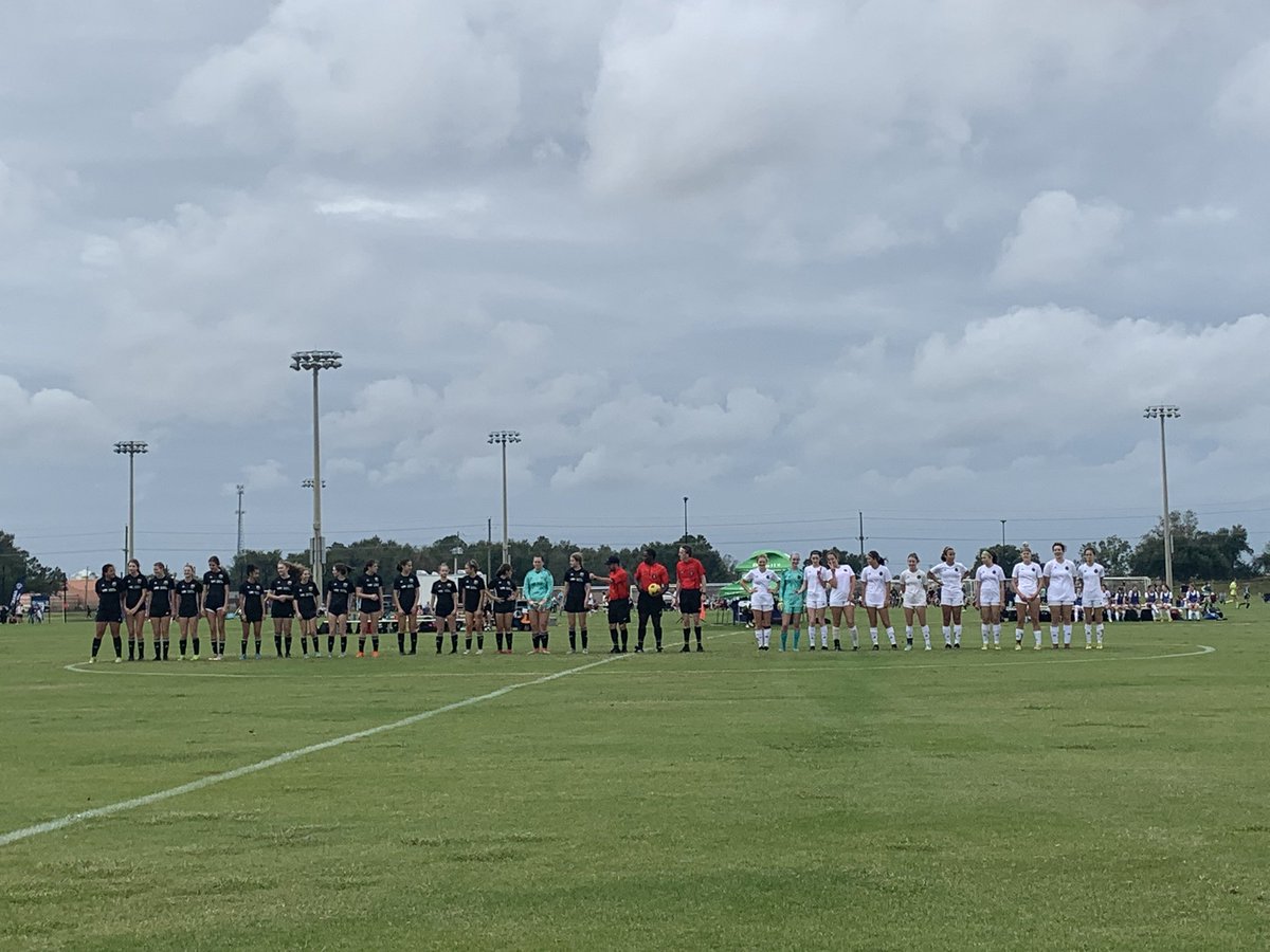 HaydenLKessler's tweet photo. Soccer in the rain is my favorite and Sundays are for Championships!!! Wishing I could watch @AlabamaSoccer @macyc_22 @mac_soccer1 play for the #SECTourney title, instead I’ll be with my #Union10FC Team playing Sunday 1:30p Field 3 for the @Alabama_Soccer State Championship!! https://t.co/VuTZFkhUvs