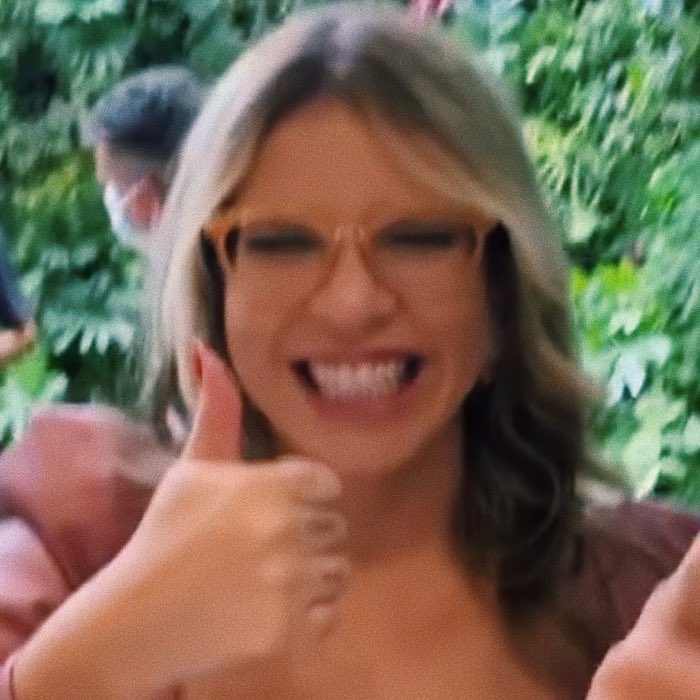 mendowca's tweet image. o sorrisão mostrando todos os dentes