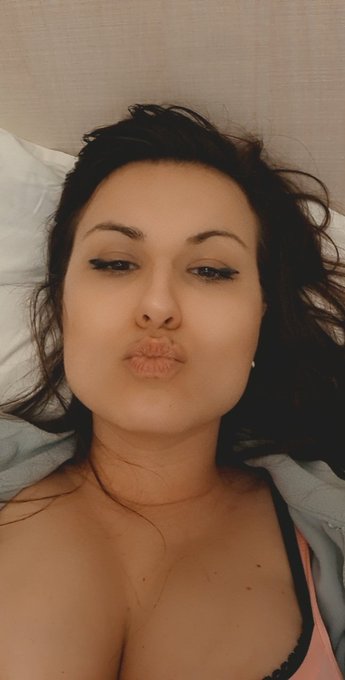 Looking for a girlfriend? 🙈😋🍒 https://t.co/wVgpP8cCTg 🌟 @emeraldpromos @gart50t @CMP_4U @pr1927 #GoodNightTwitterWorld<a href="/tag/goodnighttwitterworld"class="tags"><span>#goodnighttwitterworld</span></a>