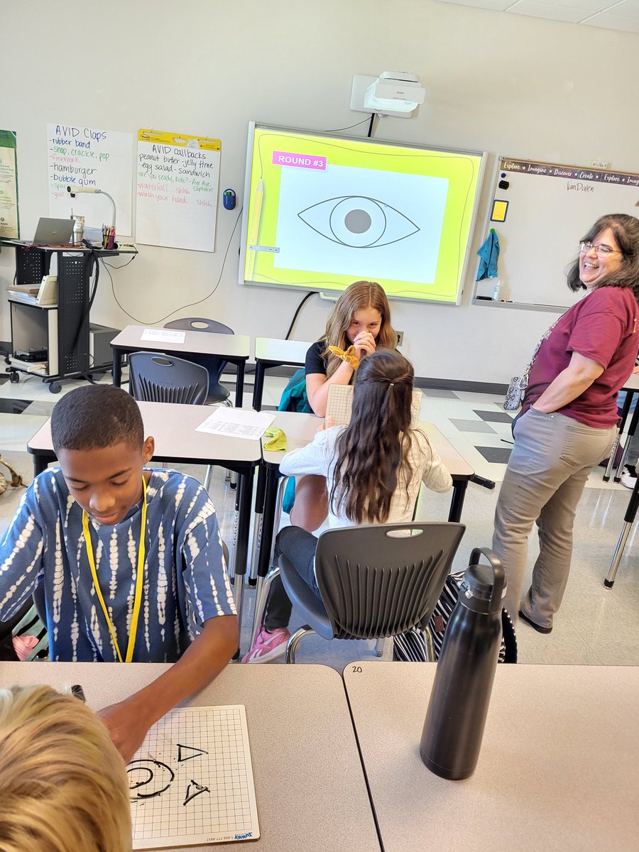 This was the most fun team building activity! Blind artist - one had to look at the picture and give only verbal directions.  #DMSBulldogsAVID
#BulldogLIFE <a href="/DMSMedia411/">Dixon Middle School</a>