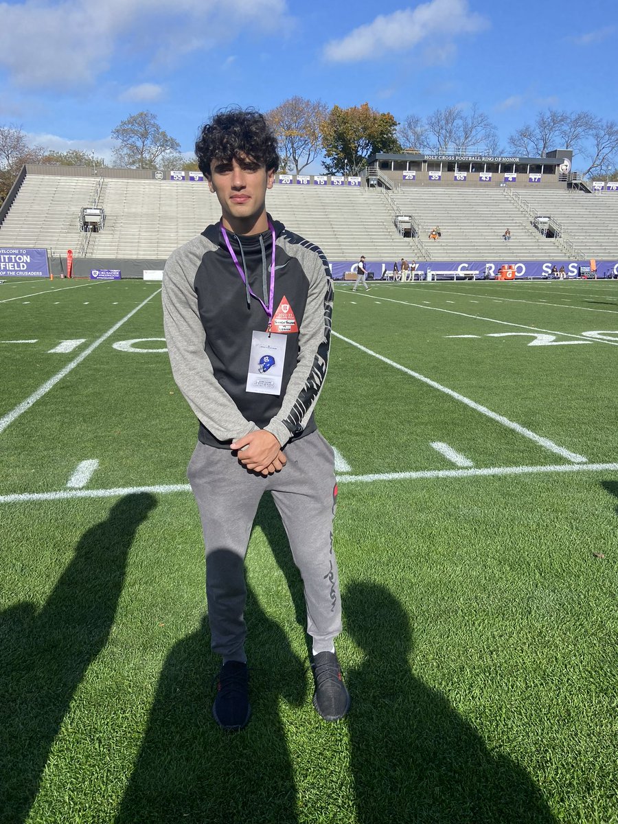 JaydenFalcone1's tweet photo. Had a great time at Holy Cross today thank you @Coach_DiMike @CoachBobChesney @BakariBlunt https://t.co/r4aGnzG3vc