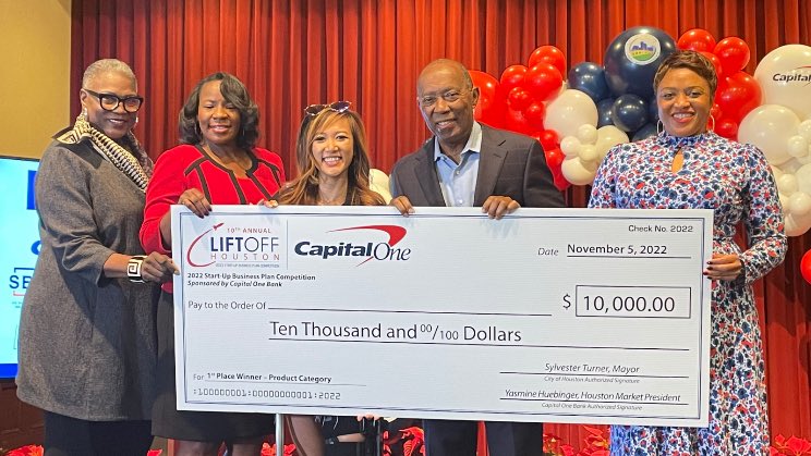 houmayor's tweet photo. Today, I announced the winners of the Liftoff Houston Startup Business Plan Competition. Congratulations to all the winners and I wish you the best in your future business endeavors‼️👏👏
 
More about #LiftoffHouston
👇👇👇👇👇
https://t.co/OHBfOUw5Og https://t.co/jxVoel3qxM