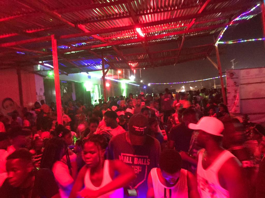 kwesivic's tweet photo. Hitz Bar Drink and Win Promo  this holiday 
All you need is 10 usd drinks and Win 
32" Flat Screen TV set , T-shirt  , Cap, Mug, Shisha, key holder , Drinks and More
This NOVEMBER AND DECEMBER 
From 8pm ~10pm https://t.co/Hvj8HXldTt