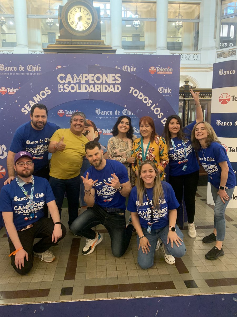 _jorgeely's tweet photo. Familia Orrego Sánchez siempre con la Teleton #Teleton2022 #Teleton #Aportando ❤️ https://t.co/2izdnTibR4
