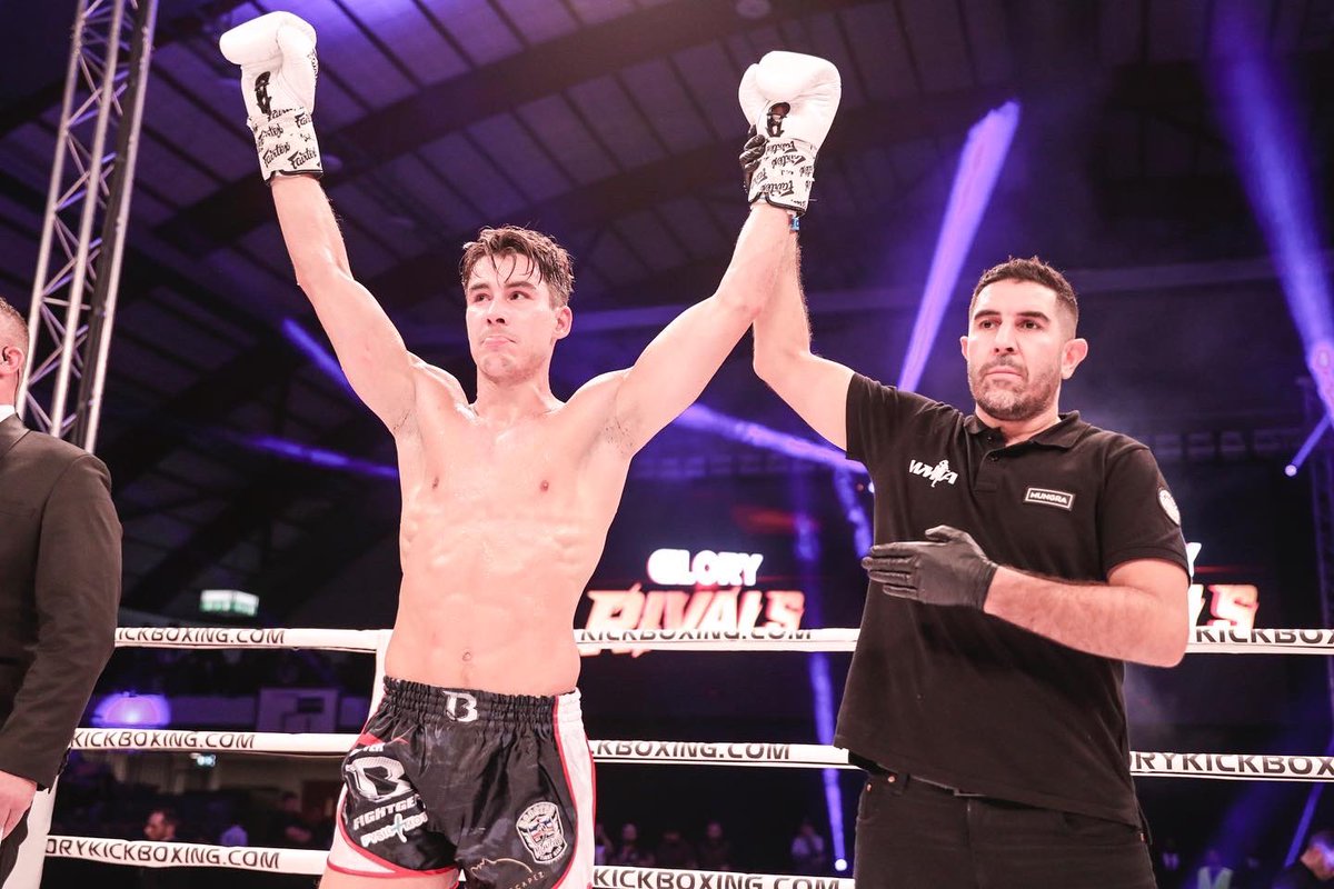 GLORY_WS's tweet photo. Make that 3️⃣-0️⃣ inside the GLORY ring for Jay Overmeer! #GLORYRivals3 https://t.co/r8RmxVADhz