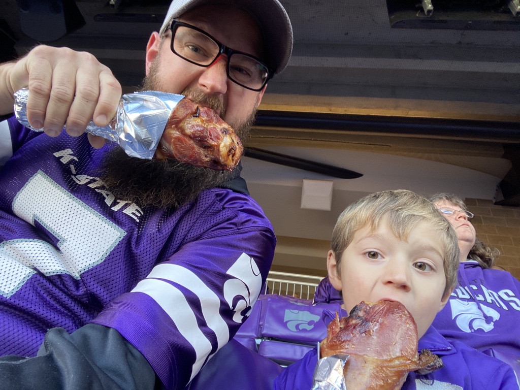 ptown's tweet photo. #KSTATEFB https://t.co/VR2IdYfz4G