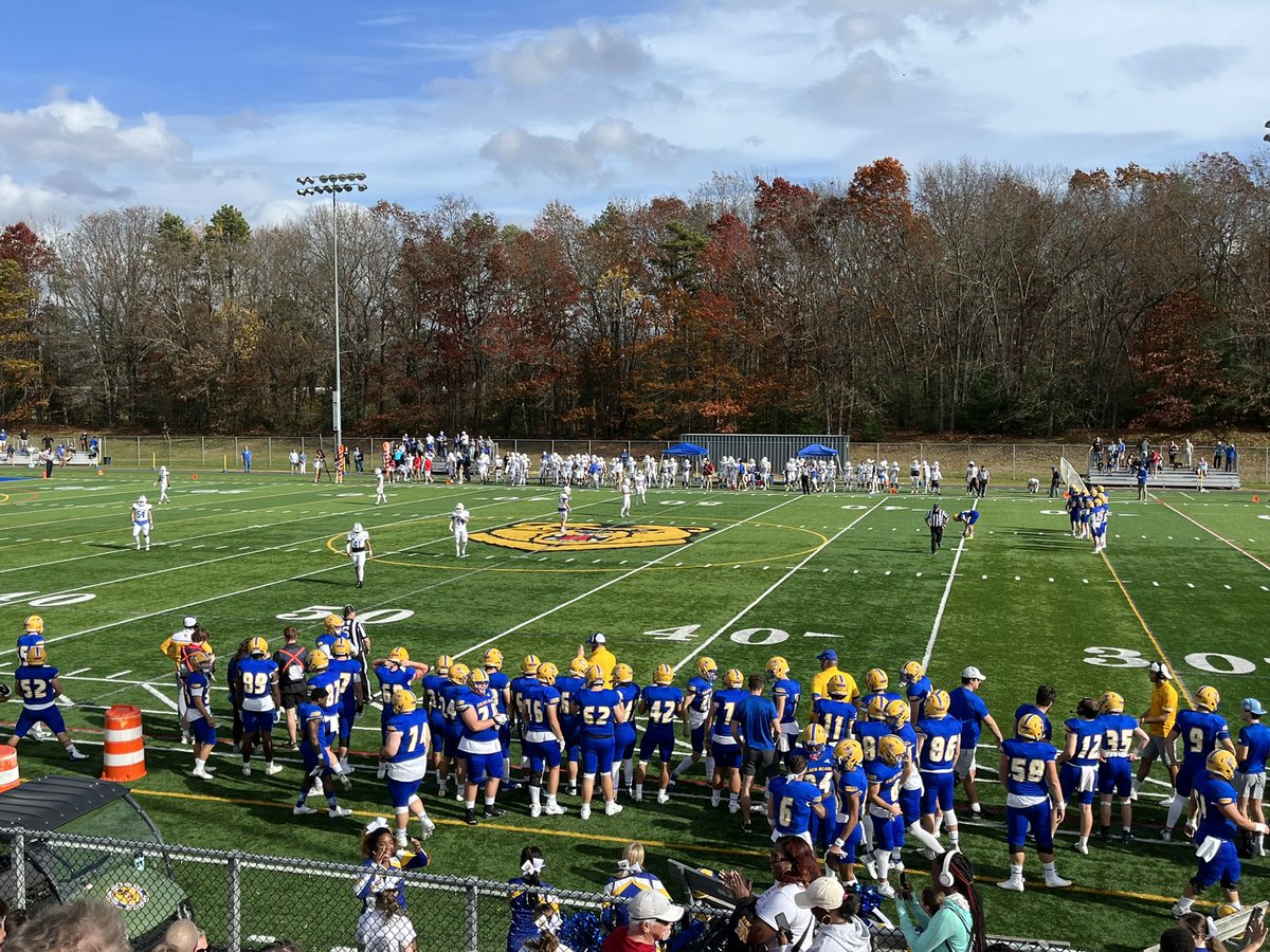 MattLamo7's tweet photo. Had a great time visiting @WNEFB WNE University and watching a awesome football game. Thank you @Coach_Lebeau and @martin_manson3 for inviting me. https://t.co/mae027S1L3